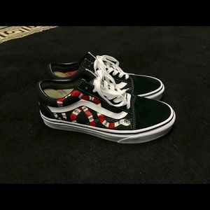WOMENS: Handpainted Gucci Snake on Oldskool Vans